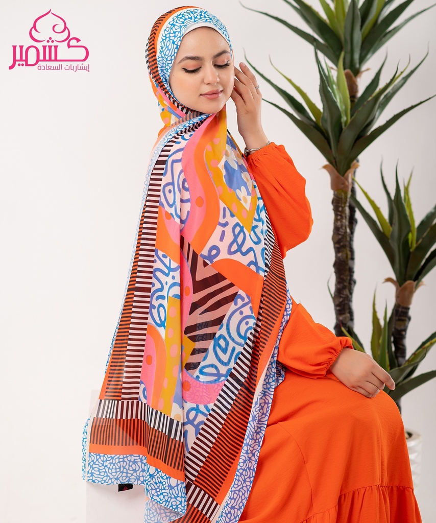 Multicolored printed scarf